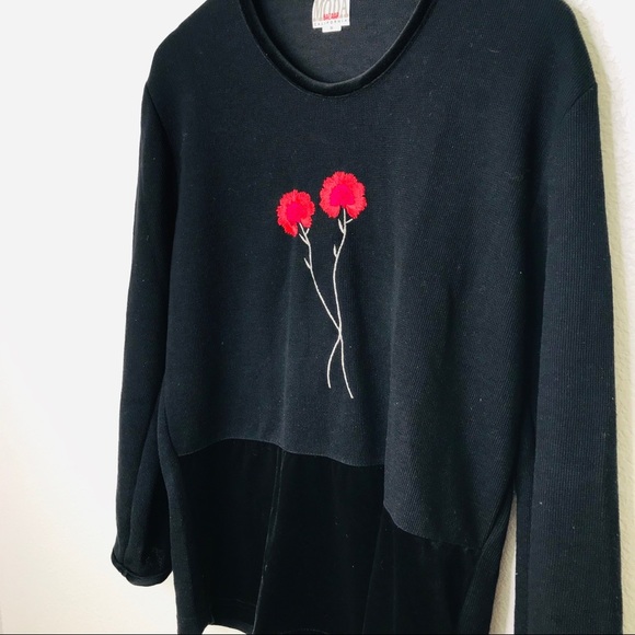 Moda Bazaar California Ribbed Velvet LS Top - Picture 4 of 6